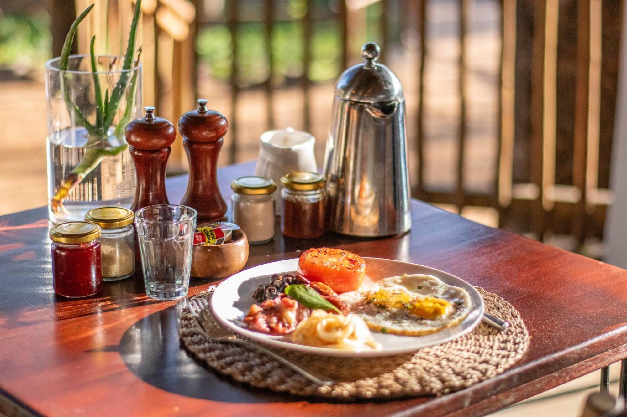 Langa Langa Safari Camp Villa Huntingdon Екстериор снимка