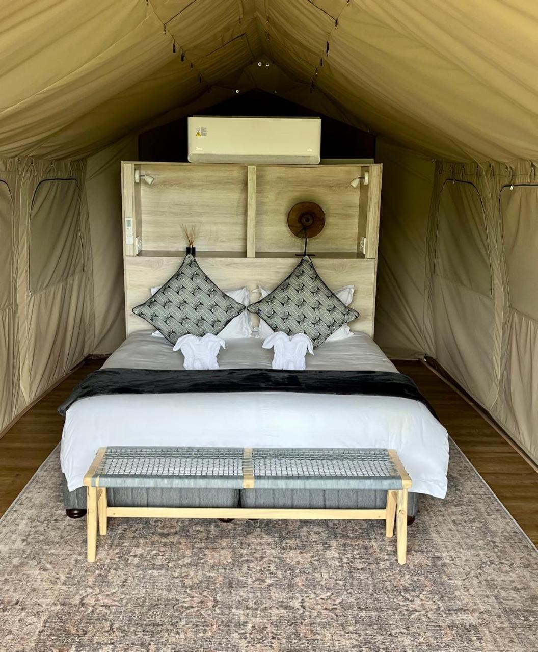 Langa Langa Safari Camp Villa Huntingdon Екстериор снимка